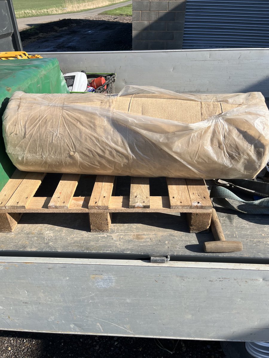 Spring sale, trying to get cricket pitches, net strips out early in the season. Rolls of HESSIAN to reduce the condensation under flat sheets, keep the temperature up. 183cm wide, 50 metres long, weave 59x59 x10cm, weight 320 gsm. Last 5 rolls in stock.