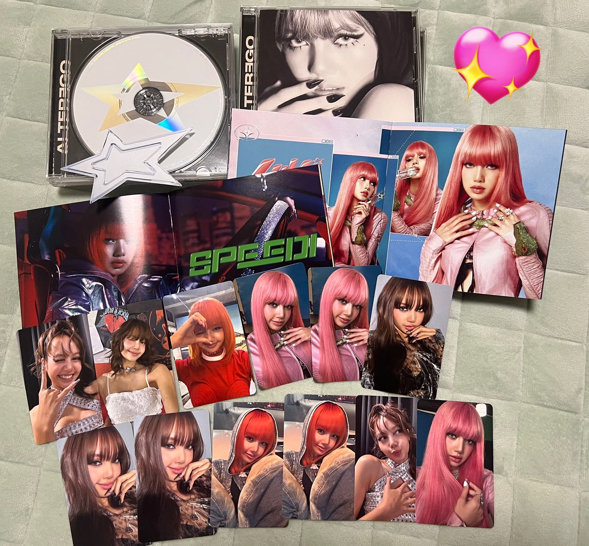 lalisa_ajm's tweet photo. 幸せ💓💓💓リサちゃんダイスキ!!!
封入トレカコンプしたいー!!
フォトブックと韓国で頼んだのも早く届かないかな!一生リサちゃんの事ずっと推し続けるよ🐥💛たくさん幸せくれてありがとう!
@wearelloud
#LISA #AlteregoxLISA #ALTEREGO https://t.co/w9V9ACyour