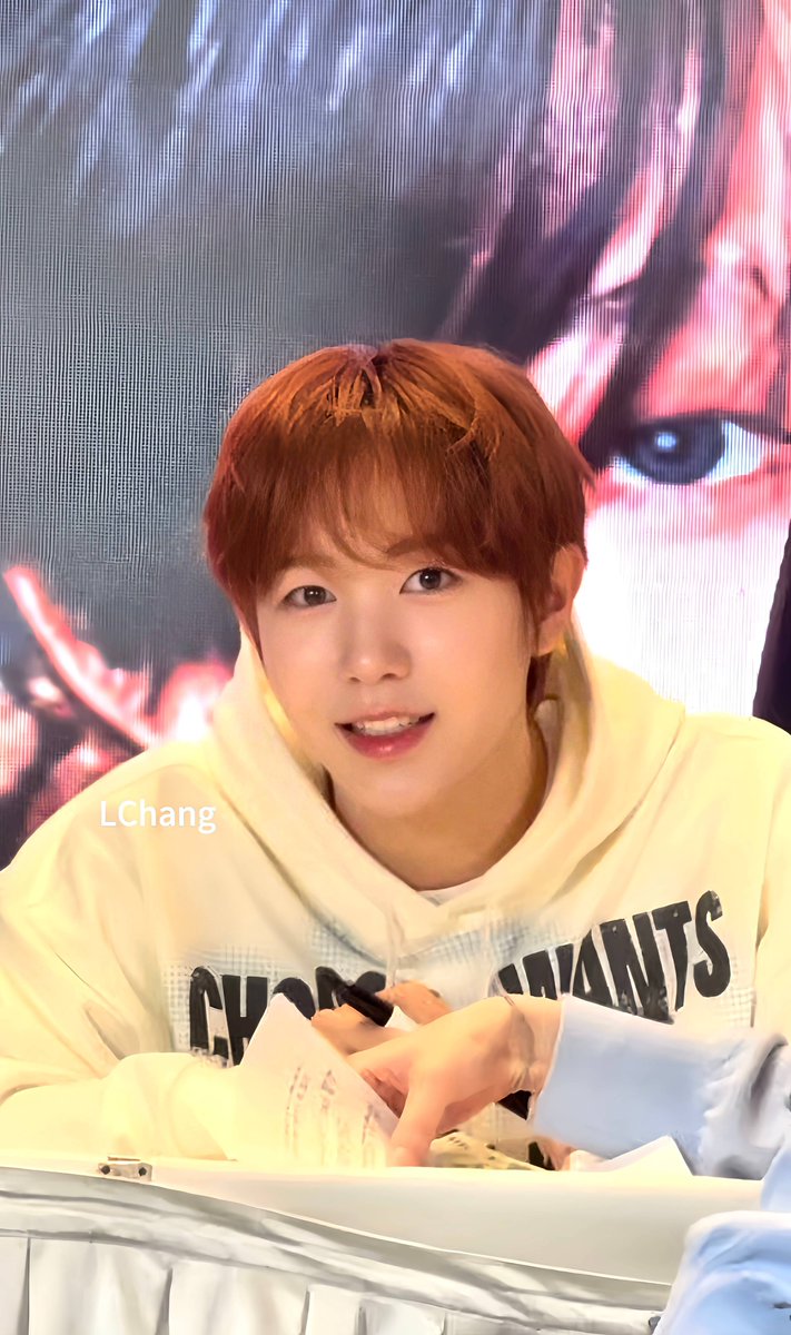 RYOちゃん Weiboにあまりにも可愛いリョウくんがいた 250228 yzyサイン会 cr