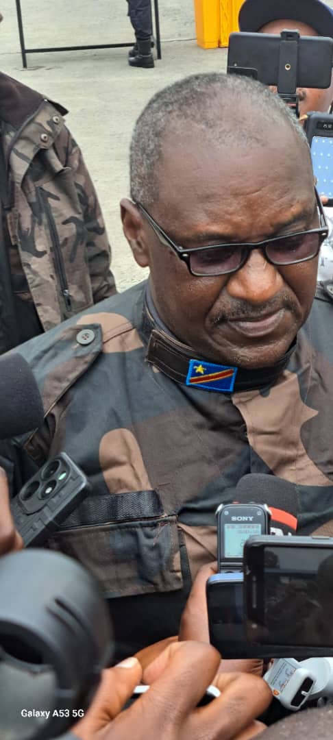 Brigadier General Gakwerere Sibo Stany, a notorious member of the FDLR, has just been deported by M23. <a href="/GitifuW/">Gitifu Sebatware</a> <a href="/Patriote257/">𝙋𝙖𝙩𝙧𝙞𝙤𝙩𝙚 🇧🇮</a>