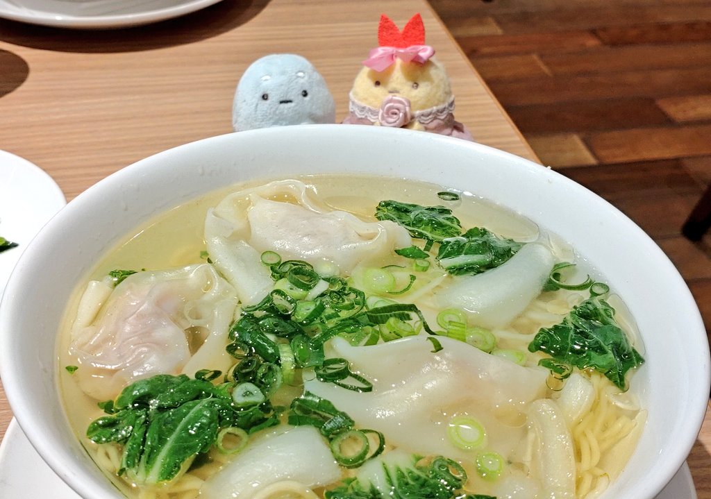 1000_halu's tweet image. 小籠包とワンタン麺と仙草ゼリー
どれも美味しかった😇
#千のすみ活
#千の備忘録