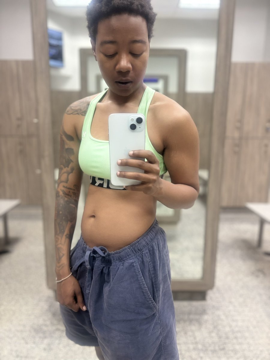 BGsLife_'s tweet image. Early session I like when the gym empty . The body improving. The hair growing 🪄One day at a time.