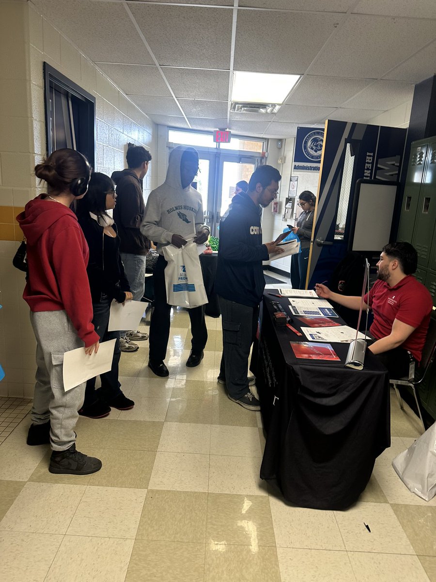 Irene L. Chavez Excel Academy (@nisdchavezexcel) on Twitter photo Amazing time at our campus college fair this week! Huge thanks to all the local San Antonio colleges who came out to support our students and help them plan for their future. Another huge thank you our <a href="/CISSanAntonio/">Communities in Schools of San Antonio</a> ladies for all their hard work! Exciting opportunities ahead! Amazing time at our campus college fair this week! Huge thanks to all the local San Antonio colleges who came out to support our students and help them plan for their future. Another huge thank you our <a href="/CISSanAntonio/">Communities in Schools of San Antonio</a> ladies for all their hard work! Exciting opportunities ahead!
