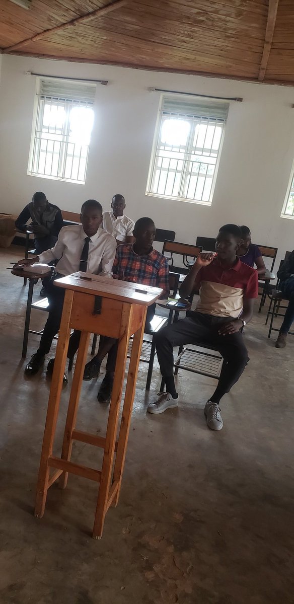 kabdebate's tweet photo. Very blessed to engage in a friendly debate earlier today afternoon at Bishop Barham University.
Arguing the topic of employment in corporate jobs and entrepreneurship, both teams fought nail and tooth to give the audience an hour to remember. #KabDebateChapter https://t.co/VV7vZCCgnK