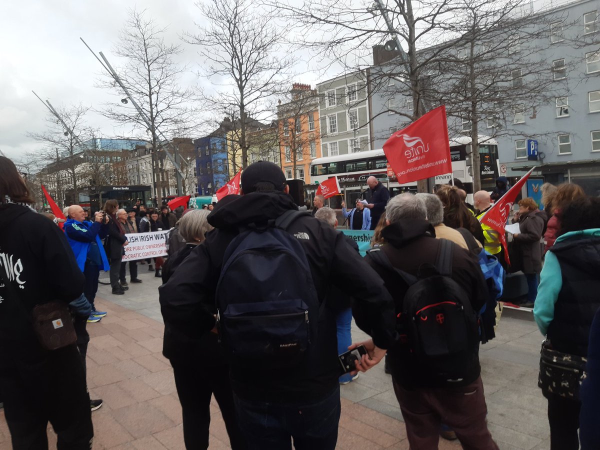 Our Right, Our Water, Our Fight
#right2water #irishwater #cork_daily #corkcitycouncil #togher #ballyphehane
#mayfield #unite