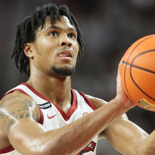 ArkansasOn247's tweet photo. How to watch Arkansas at South Carolina channel, stream, game time... Here's everything you need to know to tune in to Arkansas' matchup with South Carolina in Colonial Life Arena. #wps #arkansas #razobacks: https://t.co/LvrgjBmJTy https://t.co/QvvXlfYbkY