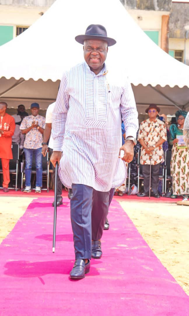 govdouyediri's tweet photo. We Are Marching Forward!

Our Government of Assured Prosperity in Bayelsa State has commenced the construction of an iconic 9-storey Civil Servants Secretariat Complex in Yenagoa.

Let me appreciate my dear sister, a worthy daughter of Bayelsa State and current Head of the Civil Service of the Federation, Dame (Mrs.) Didi Esther Walson-Jack, for doing us the honour of performing the Groundbreaking/Foundation Laying ceremony for the Legacy Project expected to be ready in 24 months.

We are undertaking this project to provide a more conducive work space for our workers and I have assured the contractors of regular and adequate funding of the job.

I am happy that the workers are excited at the project and would be waiting for the successful completion on schedule.

I say hearty congratulations to all Bayelsans on this historic day.

Nua! Alua! Ado! Mbana!