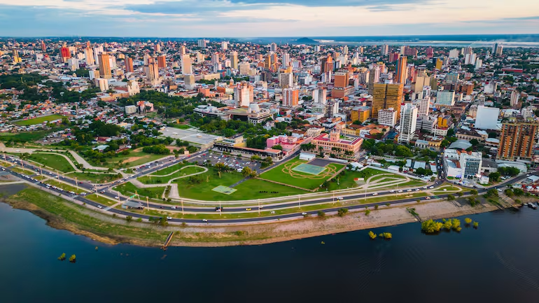santiagasu's tweet photo. 😰🇵🇾La mayoría sufre estrés por los bajos salarios y el alto costo de vida
📍El 51% de los paraguayos tiene como principal causa de estrés su trabajo.
📍Otros factores estresantes son la falta de dinero y la falta de trabajo

https://t.co/oiAkk28aF8 https://t.co/Jca4wDmtGq