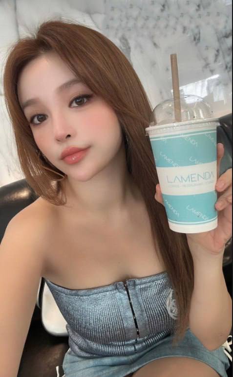 Kitty1321302's tweet photo. Morning from Coffee shop☕️ https://t.co/Tn3stPV91J