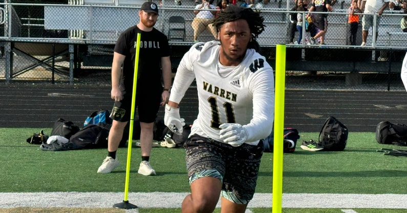 Indianapolis Warren Central 2026 DL Jerimy Finch is one of the Midwest's most touted prospects and he gives the latest on schools that have his interest and where he wants to visit: on3.com/news/jerimy-fi…