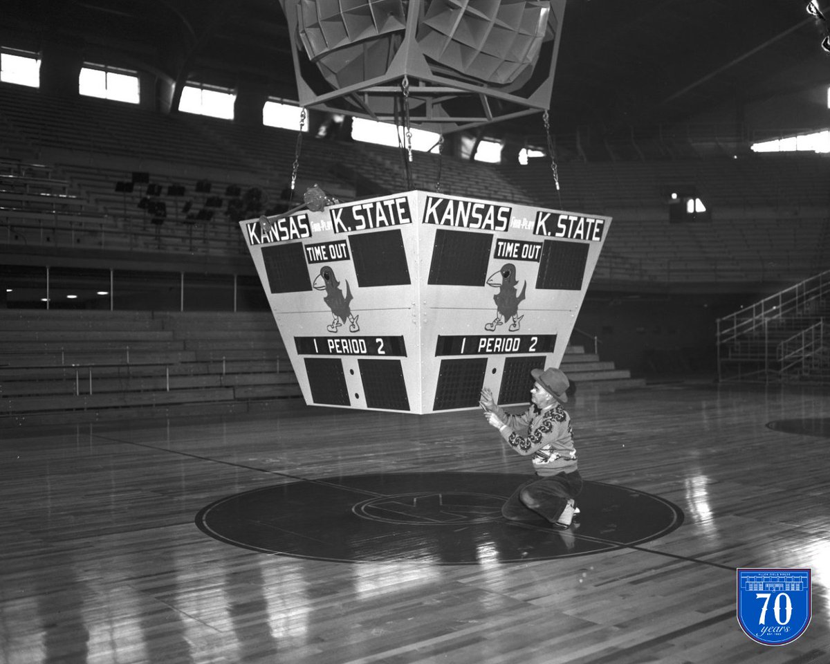 It all began on March 1, 1955 🏀🙌

Celebrating 70 years of unforgettable memories, moments, and milestones at Allen Fieldhouse.

#RockChalk | #70YearsAFH