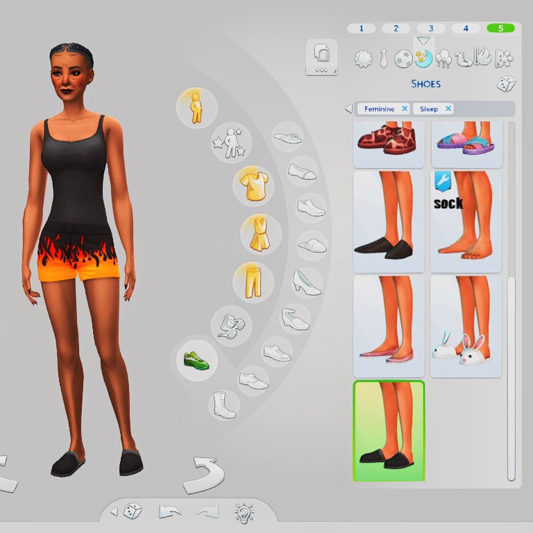 I'm confused by Olive's FIVE sleep wear outfits 😂