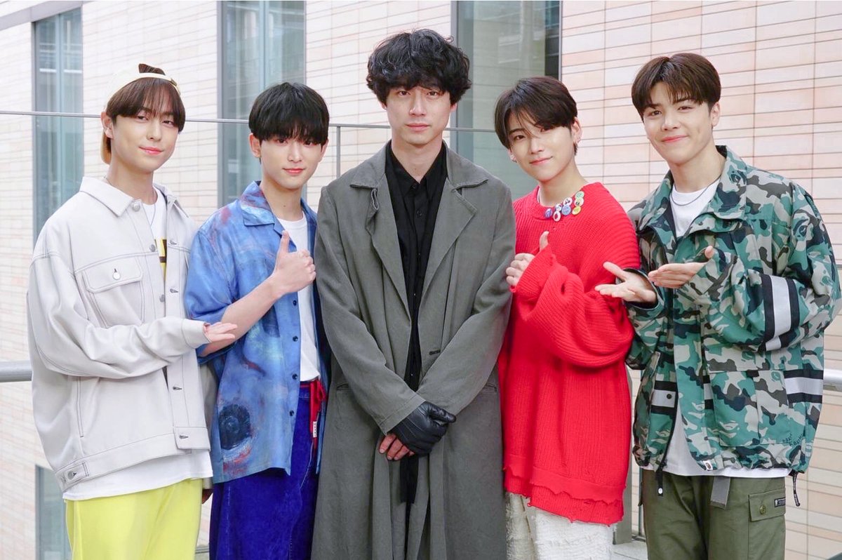 lunewelune's tweet photo. あれ!TVerで観られるようになったんだ!
ドラマ「Dr. チョコレート」
主演:坂口健太郎さん
主題歌:Blind Love
第3話:ゆうまんねず出演回
https://t.co/EnSGnKjAaX
&TEAM #andTEAM #앤팀 #World_Class
#ドクターチョコレート https://t.co/AU27mNLKDb