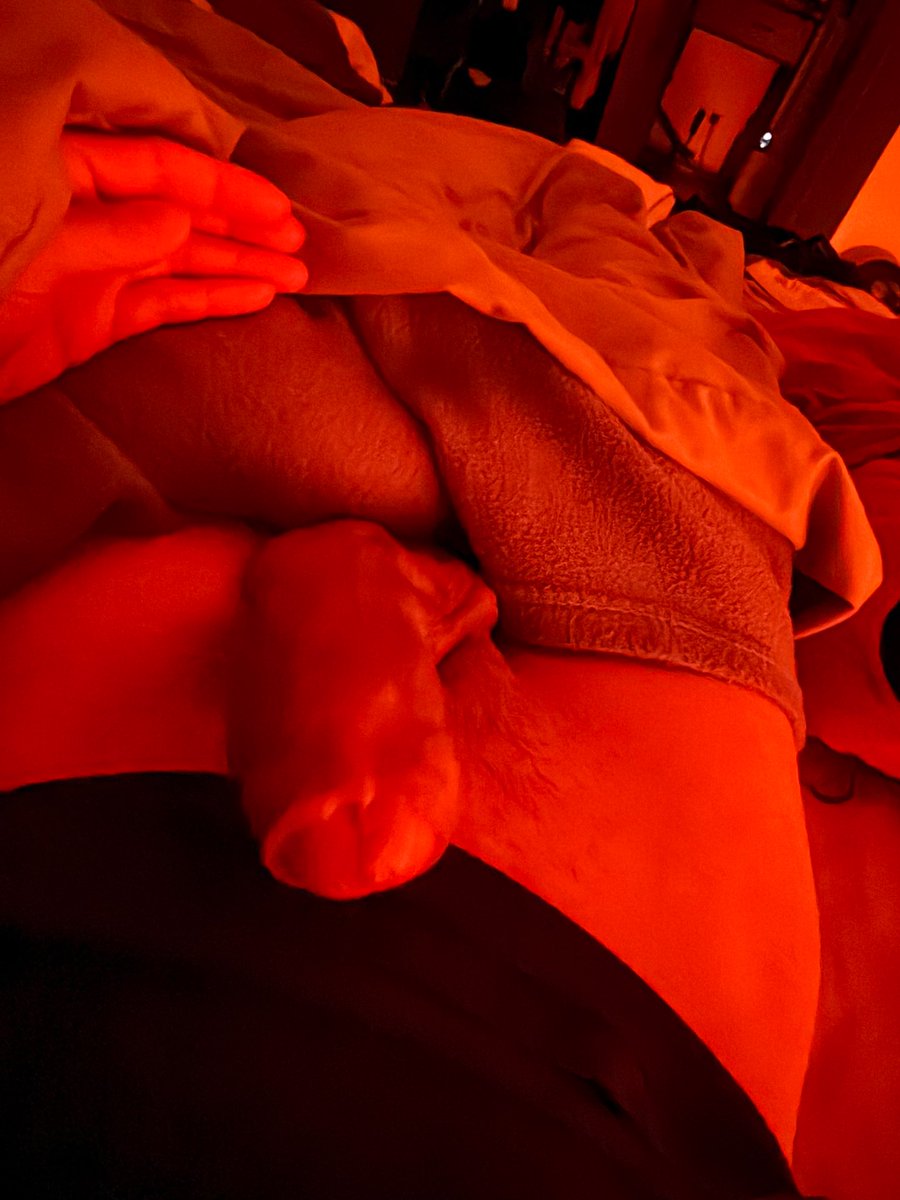 ABCouple13's tweet photo. First of 2025
#uncut https://t.co/goJnwKPisP