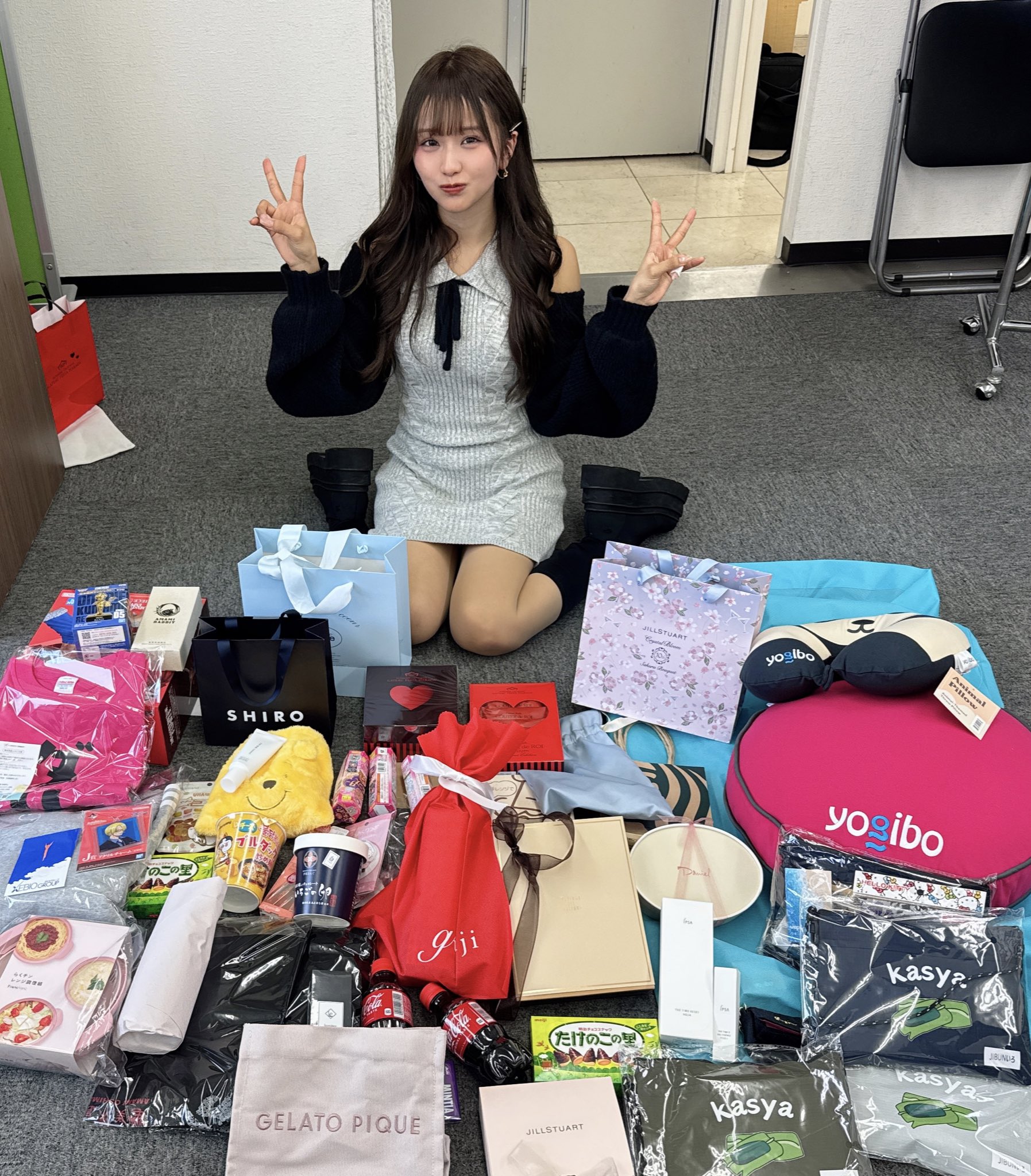 森脇梨々夏 チェキ※常識範囲内の値下げ歓迎 Gi79V2xbIAAwAGK.jpg