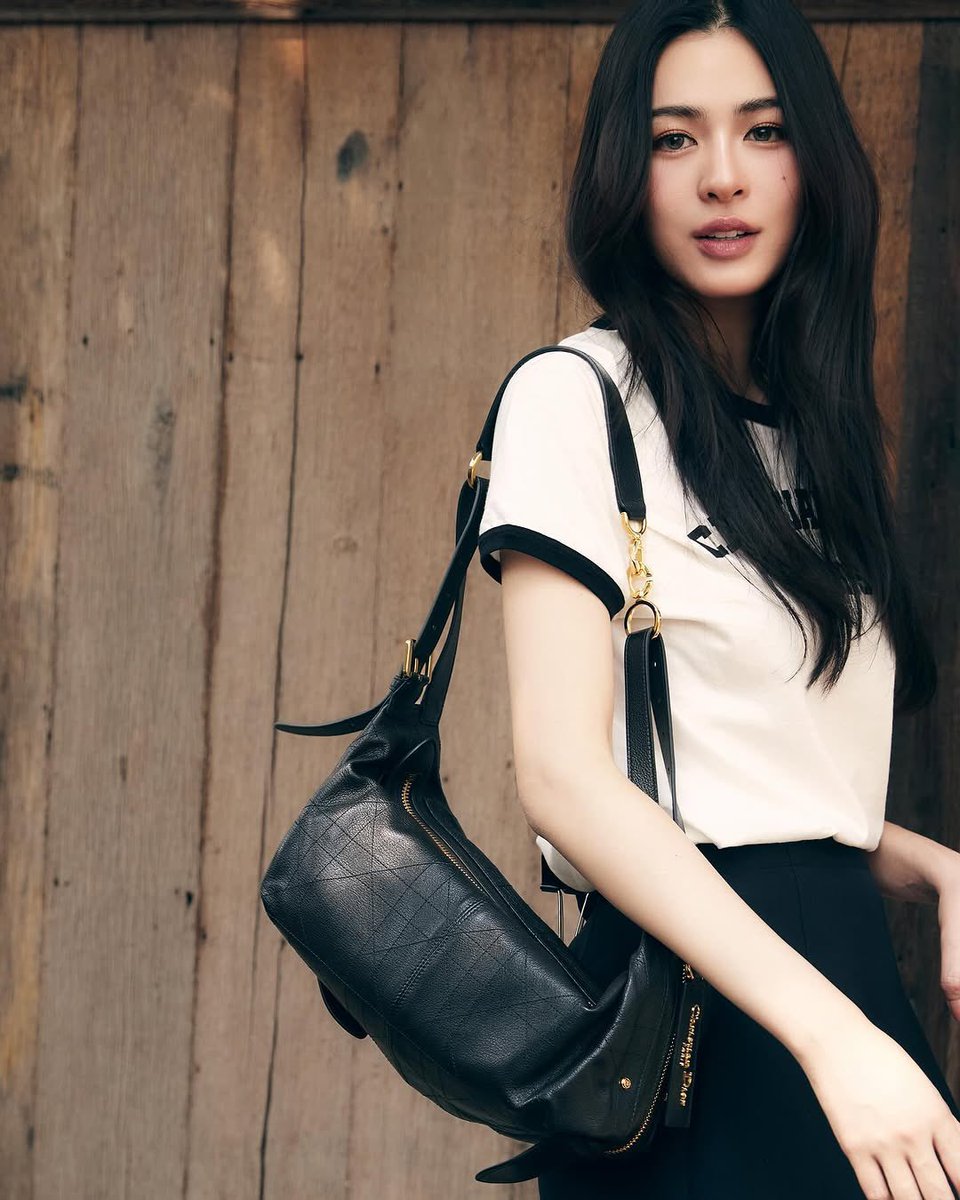 million901's tweet image. โพสต์นี้ยาวหน่อยแต่อยากให้ทุกคนแวะอ่านกันนะคะ
#หลิงออม #LingOrm 
@linglingsirilak @ormmormm 

‼️เรียนด้อมม่วงเจ้าความรักข้อควรระวังสำหรับการเทรนด์งานแบรนด์DIOR‼️

⚠️ หลีกเลี่ยงคำเกี่ยวกับ BA GBA ตำแหน่งต่างๆ เพราะเนื่องจากทางแบรนด์ยังไม่ได้มีประกาศใดๆออกมาอย่างเป็นทางการ…