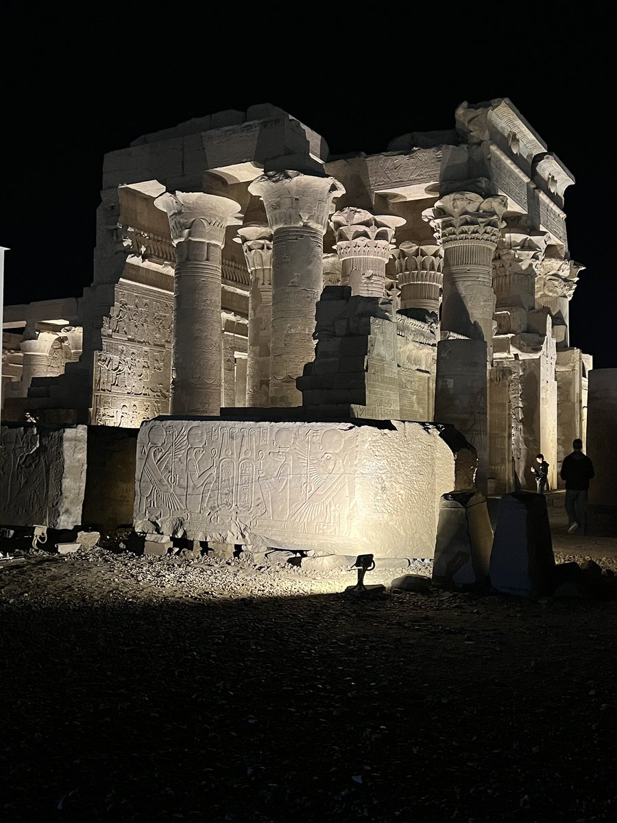 Tra i templi degli antichi Egizi lungo il Nilo

#egitto #nilocruise #TempiodiPhilae #boscolo #boscoloviaggi #boscologift #presstour