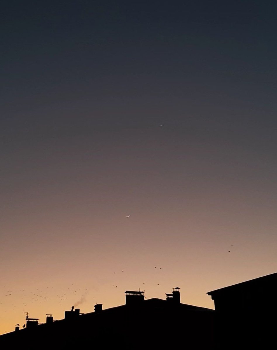 jupiteregitsem's tweet image. Merhaba ramazan 🌙