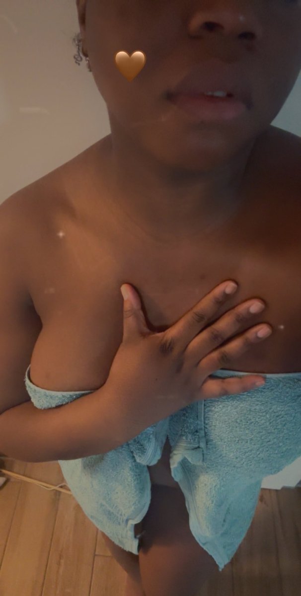 Komm her du kleine ficksau heute wird dein arschloch und Konto blutig gefickt