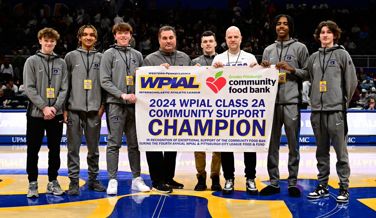 wpial7's tweet photo. We were proud to recognize @wt_news, the Class 2A Community Champion from our 2024 Food &amp; Fund Drive with @PghFoodBank, at the WPIAL Basketball Championships on Thursday!

Winchester Thurston raised 4,674 meals and is now a three-time Community Champion!

#WPIAL | 💙💛 https://t.co/JVih4BOGP3