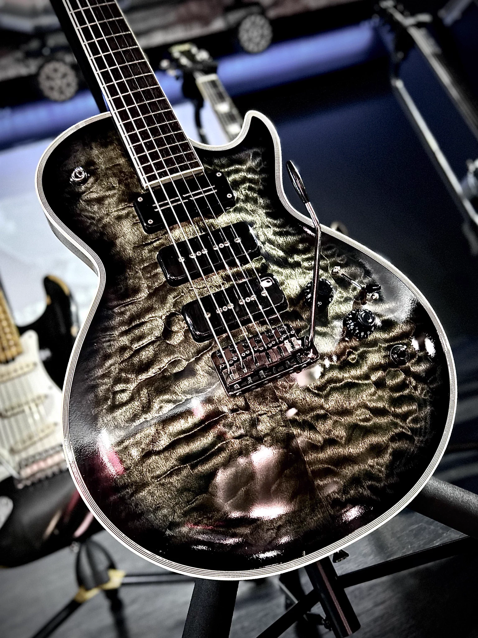 ESP Guitars AR on X: 