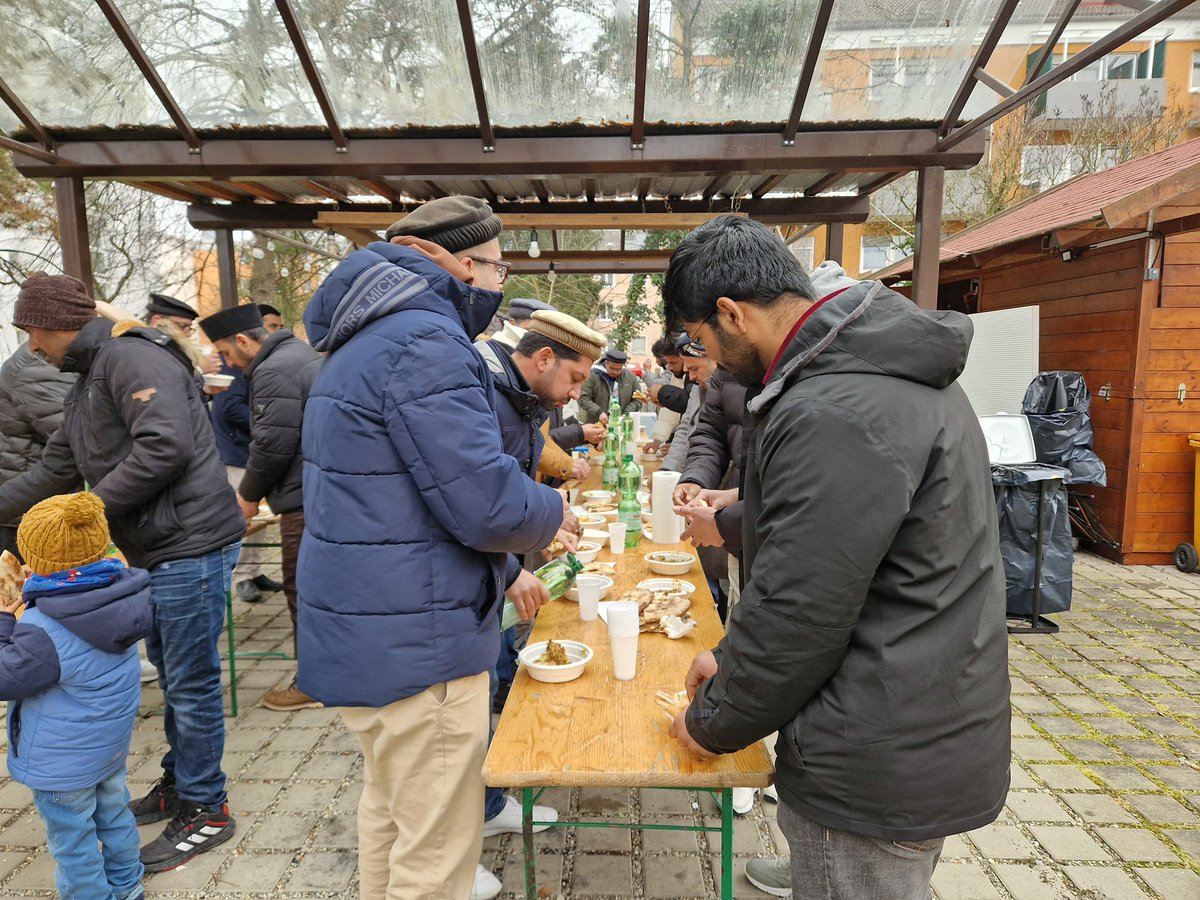 🔆 Wissen, Einheit und sportlicher Ehrgeiz standen im Mittelpunkt des lokalen Ijtema der Majlis Augsburg!

👥 Inspirierende Sessions, spannende Herausforderungen und herzlicher Austausch stärkten die Brüderlichkeit und führten die Gemeinschaft enger zusammen.