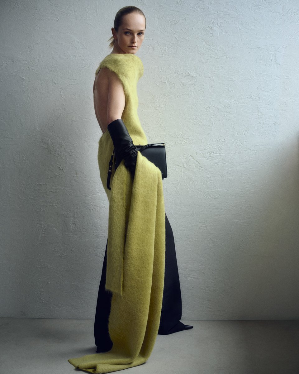 kendam_com's tweet image. Giada Fall Winter 2025-2026 collection lookbook presented at Milano Fashion Week FW25 kendam.com/news/lookbooks…

#Giada #FW25 #AW25 #Lookbooks #Italy #Milano #FashionWeek #MFW #Kendam