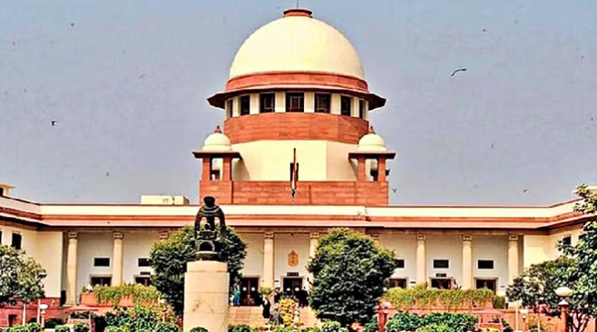 Article19_India's tweet photo. 'लाभ कमाने के लिए लोन लेने वाला उपभोक्ता नहीं', सेंट्रल बैंक की याचिका पर अदालत की सख्त टिप्पणी।
.
.
सुप्रीम कोर्ट ने कहा कि अगर कोई लाभ कमाने के लिए लोन लेता है, तो वह उपभोक्ता संरक्षण अधिनियम के तहत उपभोक्ता नहीं माना जा सकता।
.
.
#sc #ConsumerRights #CentralBankpetition https://t.co/PFBIvFlNZ4