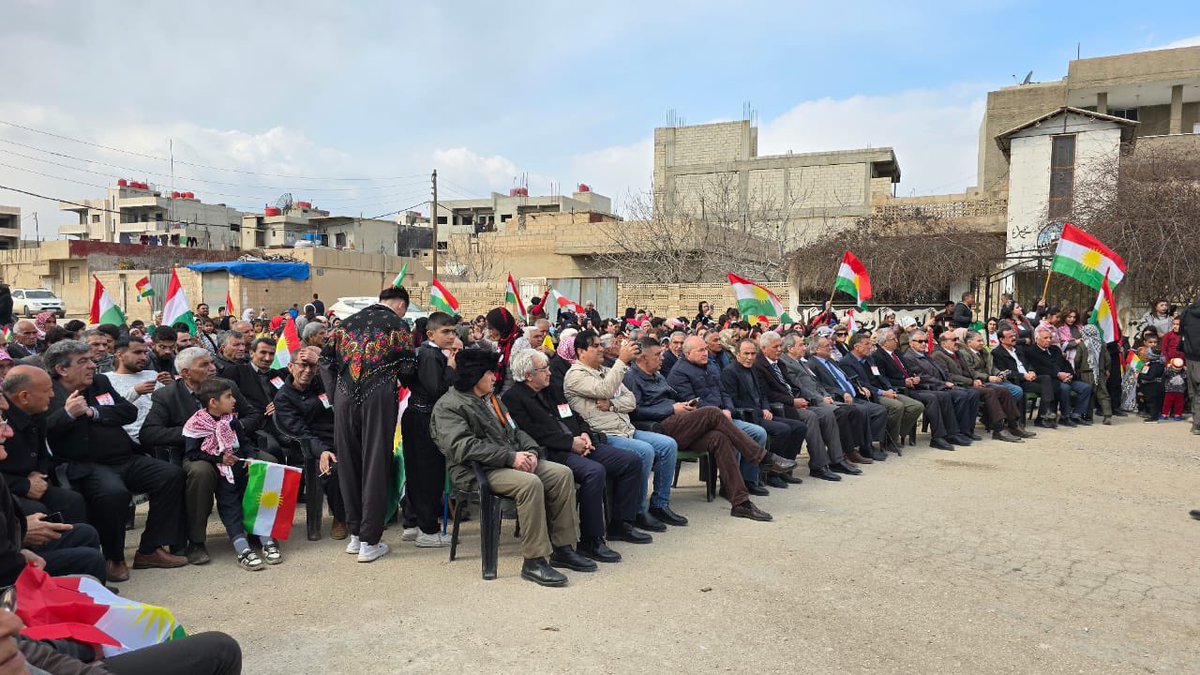 SarwanBarzani_'s tweet photo. Li Qamişlo ya Rojava yê Kurdistanê  46'e mîn salvegera koça dawî ya nemir #Mustafa_Barzani hate vejîn kirin. https://t.co/9uv7UKR4RZ