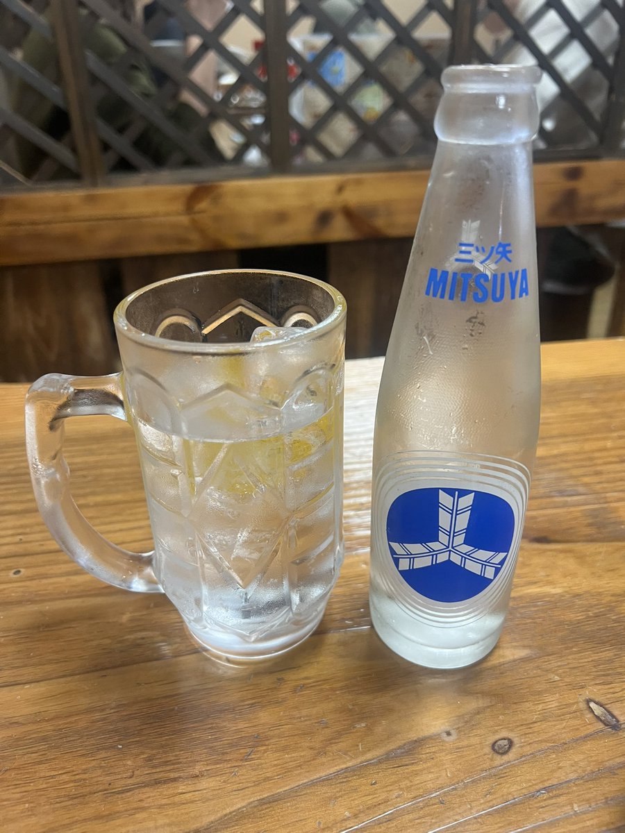 明日は高松メサイア！です！！！

うどんと骨付鳥は毎日食べたい🤤