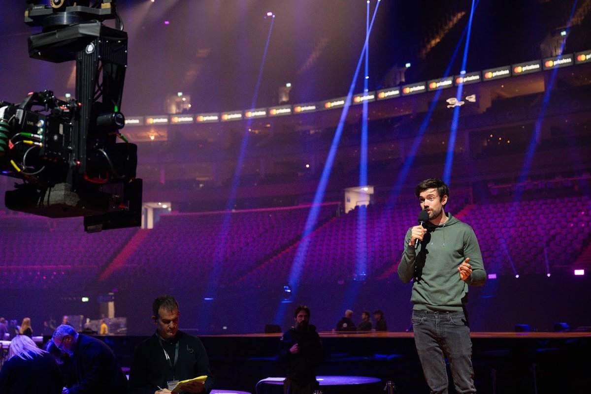 Squeaky bum time… The BRITs will be live from 8:15pm on ITV1 and ITVX. Also streaming YouTube – see you there!
🎤🔥 

@brits #BRITs #BRITs2025