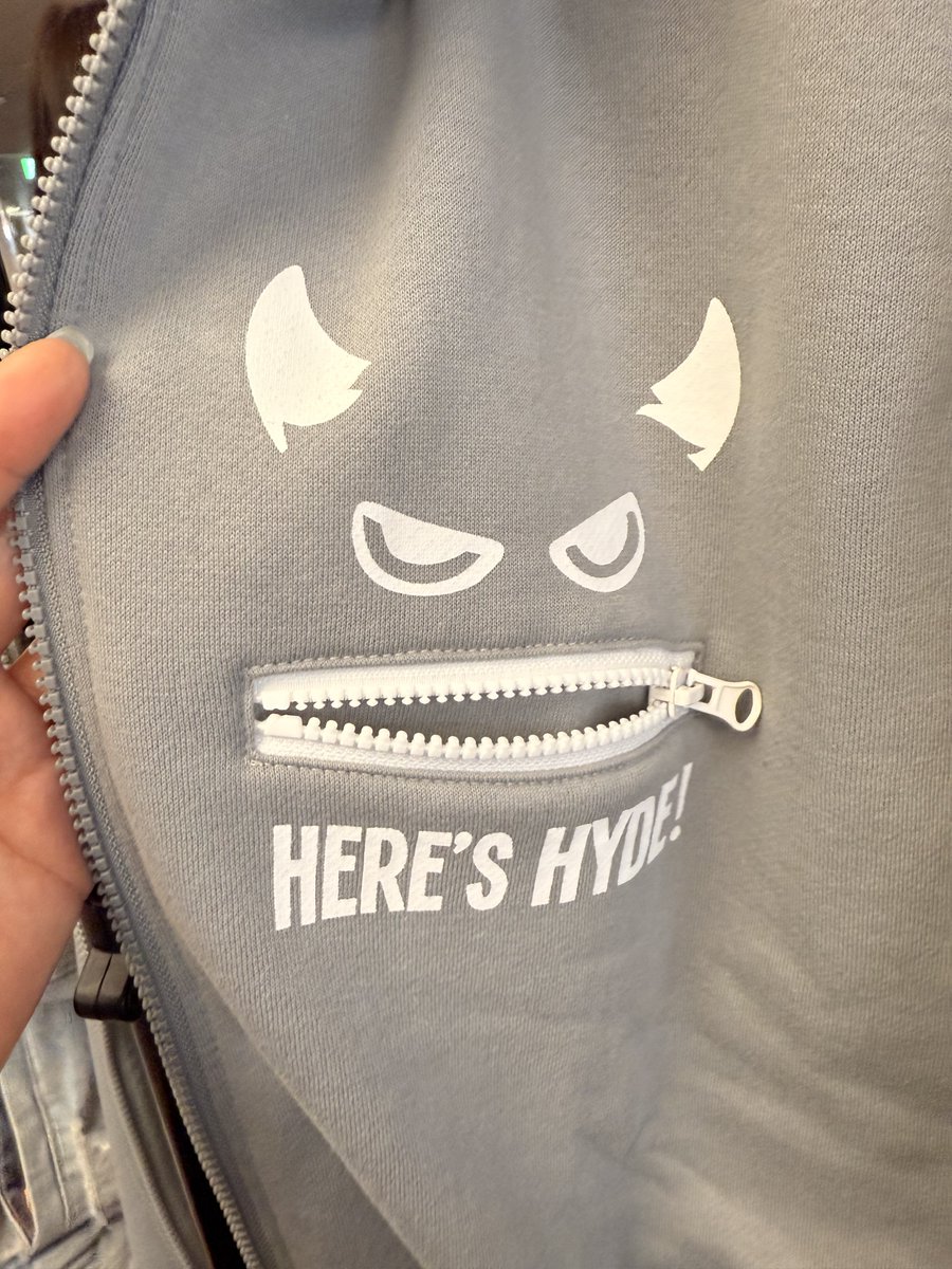 HYDE スノモングッズ パーカー[新品] HYDE スノモングッズ パーカーの通販はau PAY マーケット - 輸入雑貨の