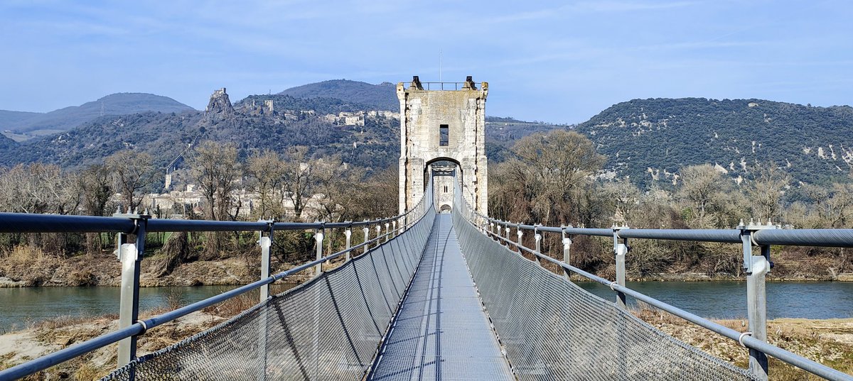 Dave Roe tweet media