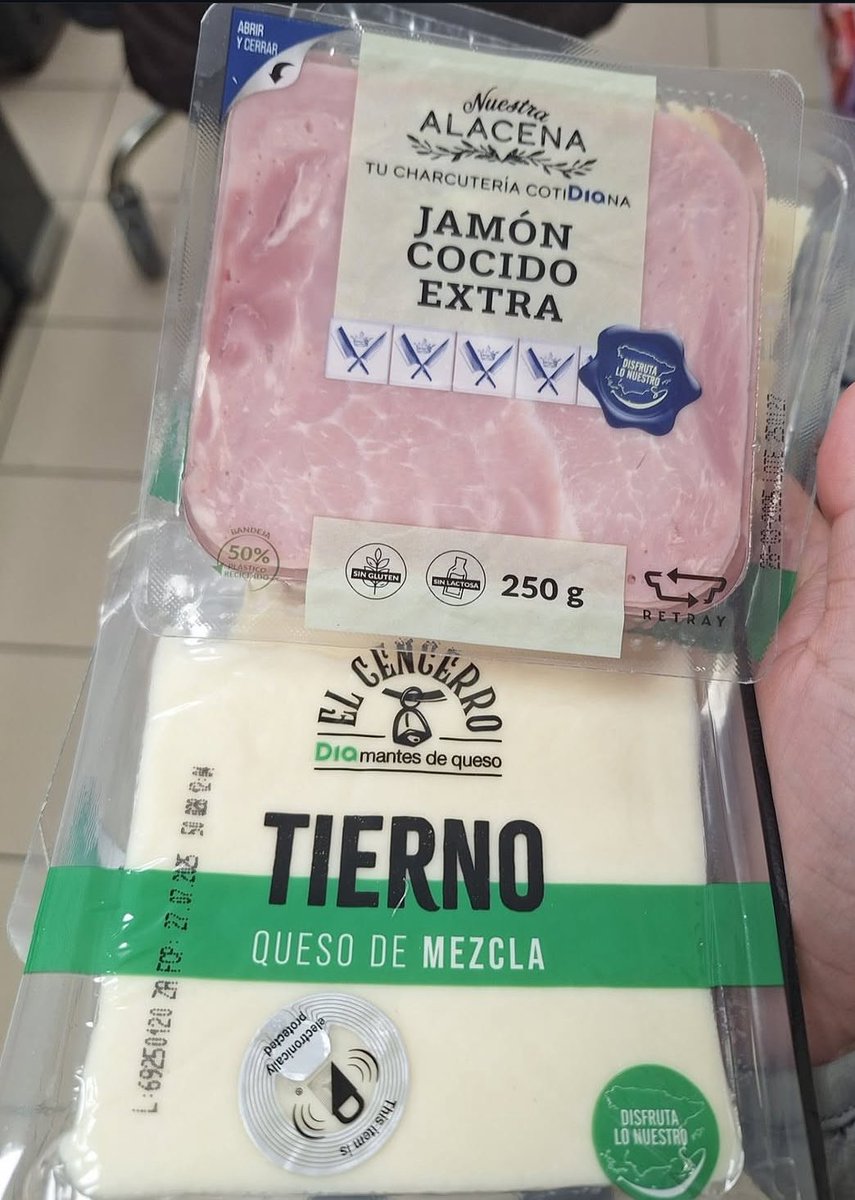 El queso tiene alarma, el jamón no.