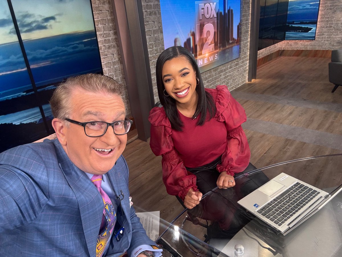 Hello March &amp; Happy Saturday ❤️ We’ve got you news this morning ☀️☕️ Join us! <a href="/charlielangton/">Charlie Langton</a> <a href="/FOX2News/">FOX 2 Detroit</a> 

#fox2news #fox2detroit #morningnews #weekendnews #morninganchor #weekendanchor #tvnews #tvnewslife #detroit #michigan