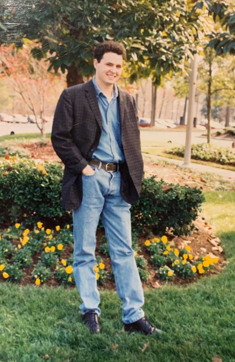 rhellgeth's tweet image. Help me wish @gas_biz a very happy birthday!