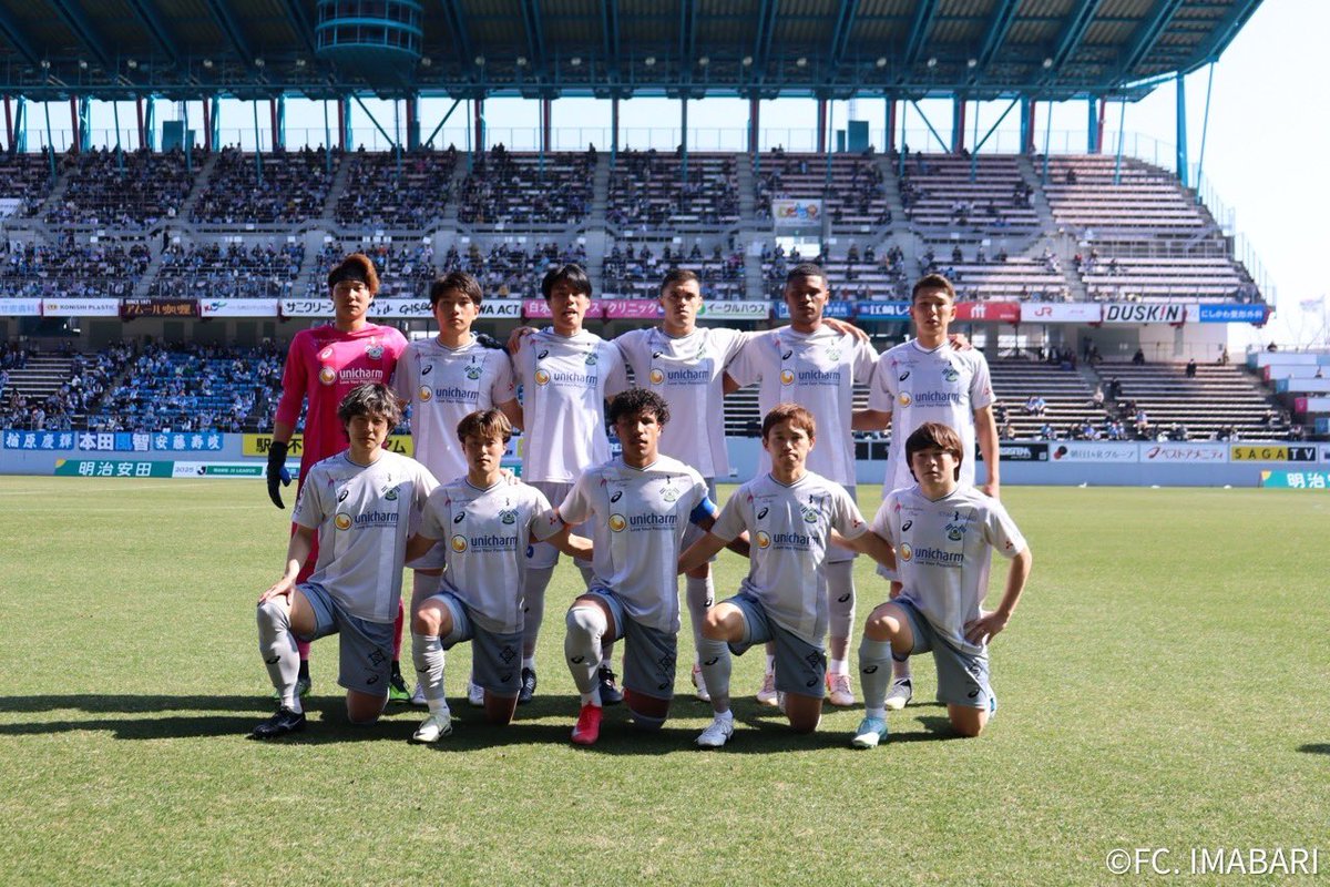 shuta_sasa's tweet photo. 明治安田J2リーグ第3節
vsサガン鳥栖　4-1 勝利🔥

初スタメンで出場する事が出来ました‼️
まだまだ成長してもっと、チームの勝利に貢献します！

やっぱり勝つのは最高

鳥栖まで多くのファン・サポーターの方々、
熱い応援ありがとうございました😊

#FC今治 
#初スタメン
#初勝利 
#次は伊予決戦 https://t.co/D9ebSXXRDa