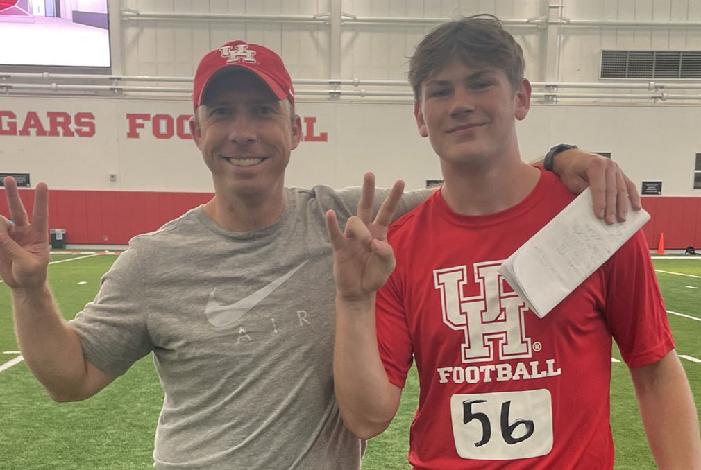 Six Star Football | PLUS+ (@sixstarfootball) on Twitter photo Under the Radar No More: Breakout 2027 Linebackers to Watch
⭐️Haug earns Nebraska offer in January expected to heat up with heavy recruitment in offseason🔥
STORY:▶️🔗sixstarfootball.com/article/under-…
<a href="/Mrdimer3_/">Marquon ”G money” Guadalcasar</a> <a href="/CadeHaug/">Cade Haug</a> <a href="/FlanMalone/">Flander Malone</a> <a href="/austinmoilan_44/">Austin Moilan</a> <a href="/Morris5Johnte/">Deuce</a> Under the Radar No More: Breakout 2027 Linebackers to Watch
⭐️Haug earns Nebraska offer in January expected to heat up with heavy recruitment in offseason🔥
STORY:▶️🔗sixstarfootball.com/article/under-…
<a href="/Mrdimer3_/">Marquon ”G money” Guadalcasar</a> <a href="/CadeHaug/">Cade Haug</a> <a href="/FlanMalone/">Flander Malone</a> <a href="/austinmoilan_44/">Austin Moilan</a> <a href="/Morris5Johnte/">Deuce</a>