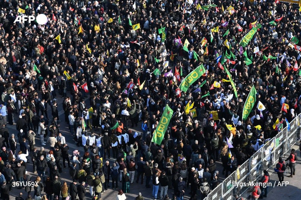 Le Parti des Travailleurs du Kurdistan (PKK)  a annoncé un cessez-le-feu avec la Turquie répondant à l'appel de son chef et fondateur Abdullah Öcalan #AFP