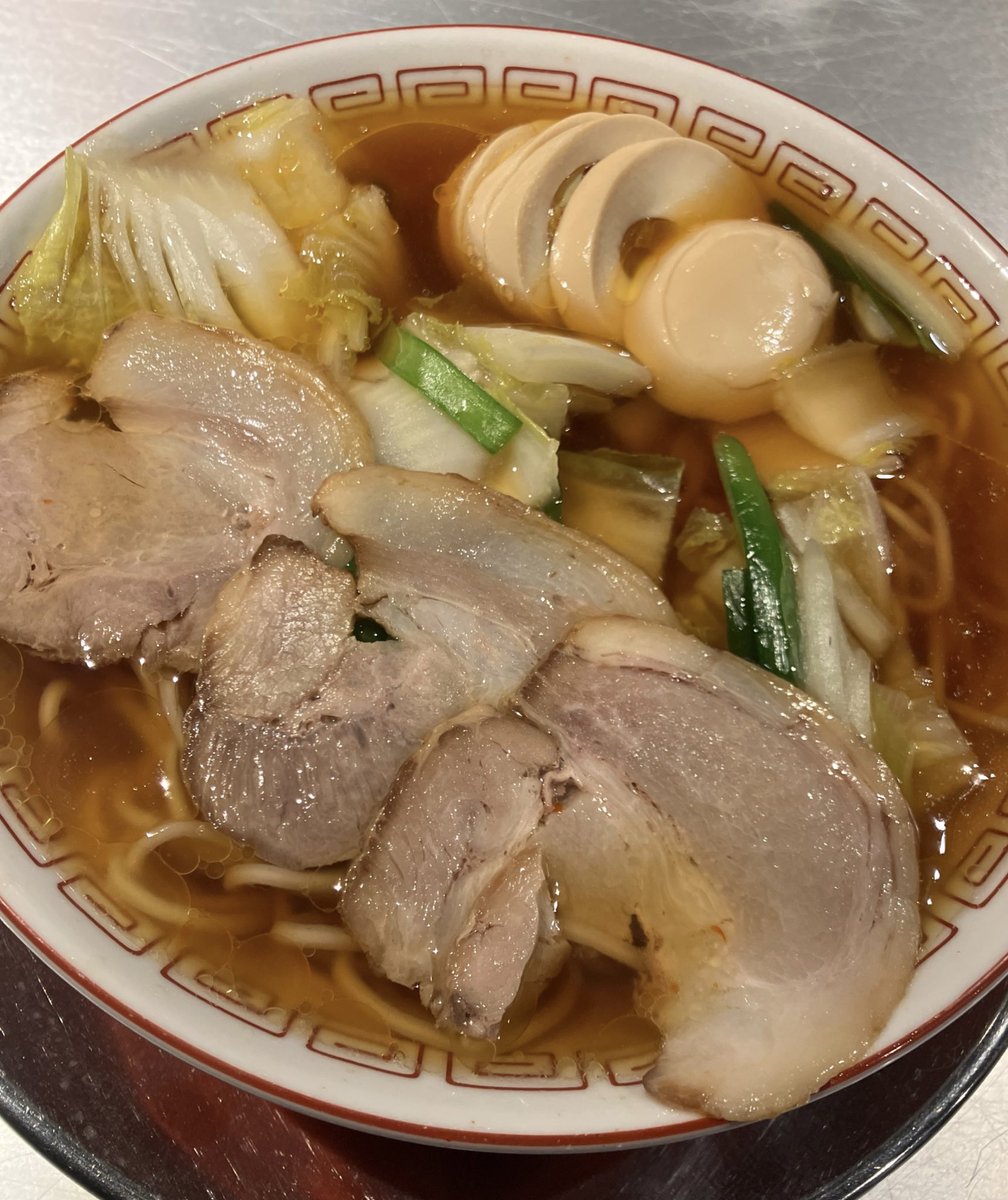 vuBVI0KTIizz4hc's tweet image. ラーメン花月で道頓堀あまうまラーメン🍜
夜ラーメンはおいしい😋
親会社のフルキャストは優待はないけど
配当3.94%で10期連続増配でけっこう信頼している😊