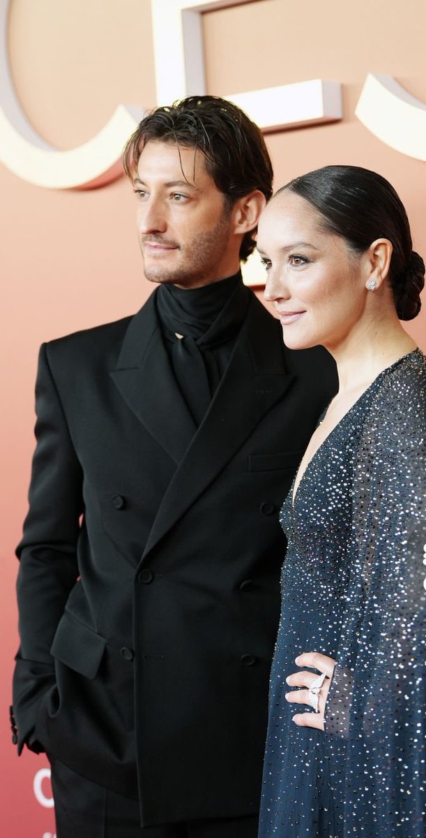 DarkNorah2001's tweet image. Red Carpet . Cèsar 2025.
Mucho talento y belleza sobre esa alfombra.
@pierreniney  #AnaísDemoustier #AnamariaVartolomei