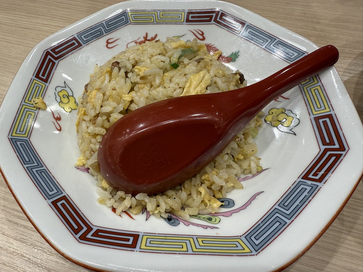 Tomo065869191's tweet photo. 2国ラーメン🍜😋 https://t.co/BT8BGdly21