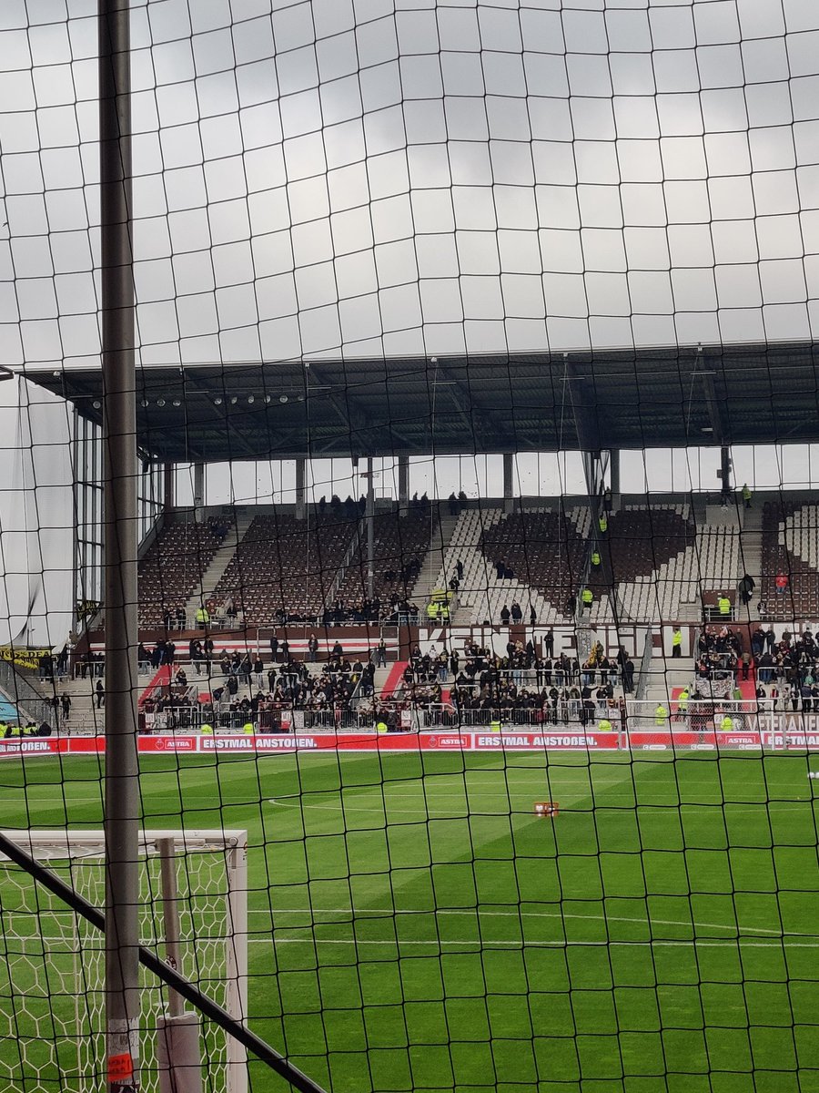 Stell dich <a href="/luro1909/">Luroyoğlu 🇹🇷</a>