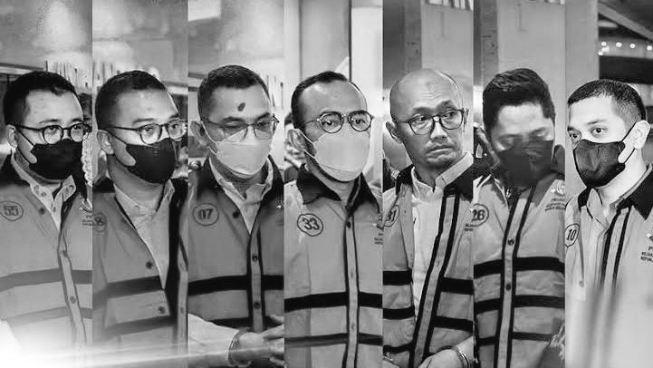 .
.
Kalau Koruptor udah gada malunya ..
Gimana kalau Kita TAG akun Medsos Kluarga Besarnya satu satu .. VIRALIN, trus kita kata katain rame-rame .. 
"Anak Koruptor .. Binik Koruptor .. Bapak Emak Koruptor"

Biar Mampus Sekeluarga Besar Ikutan Malu
Punya Sanak Keluarga Koruptor
.