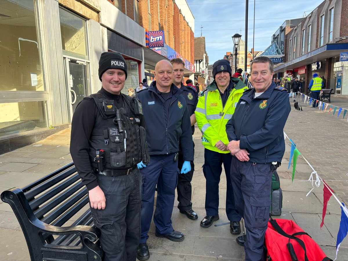 Today a number of our responders are in Wellingborough providing first aid cover for the annual Pancake Race. If you see us, come and give us a wave! buff.ly/EOaYKBm