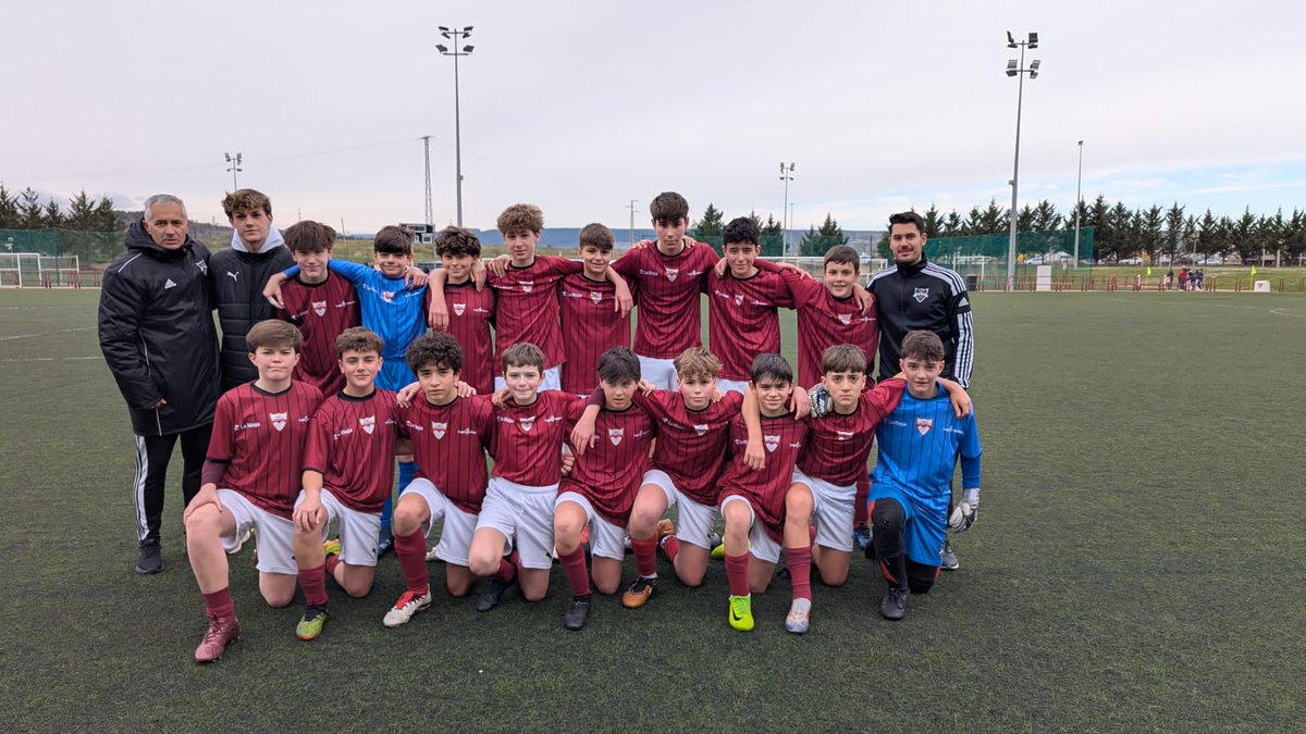EDFL_oficial's tweet photo. Y seguimos con las buenas noticias. Ahora toca felicitar a nuestro 2 Infantil A por la victoria conseguida esta mañana en Pradoviejo. Enhorabuena. https://t.co/RPlKX4Zb7x