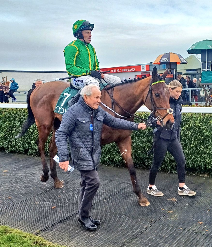 Irishracing.com Live tweet media