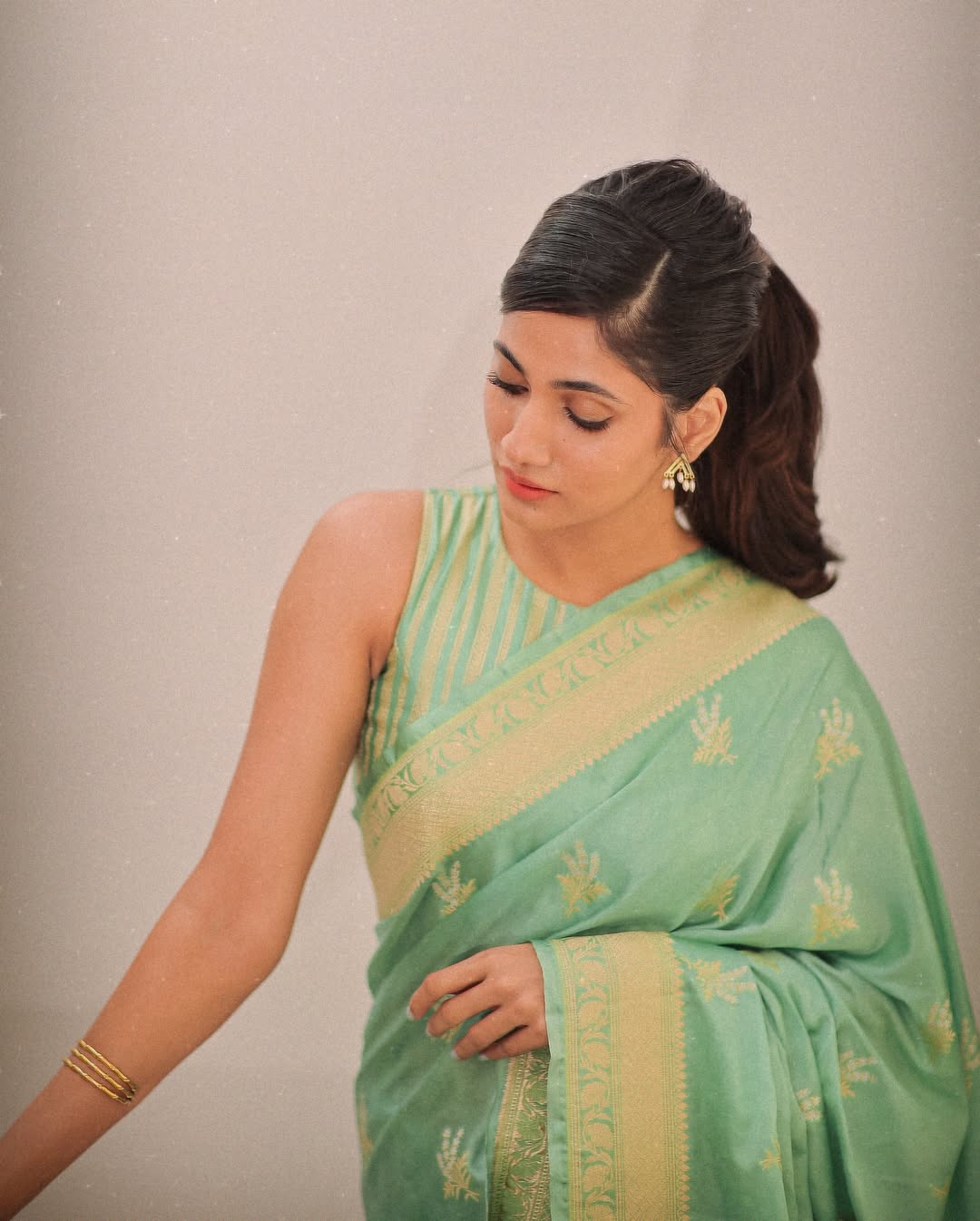 Gk9Y1h7XIAAybIT?format=jpg&name=large