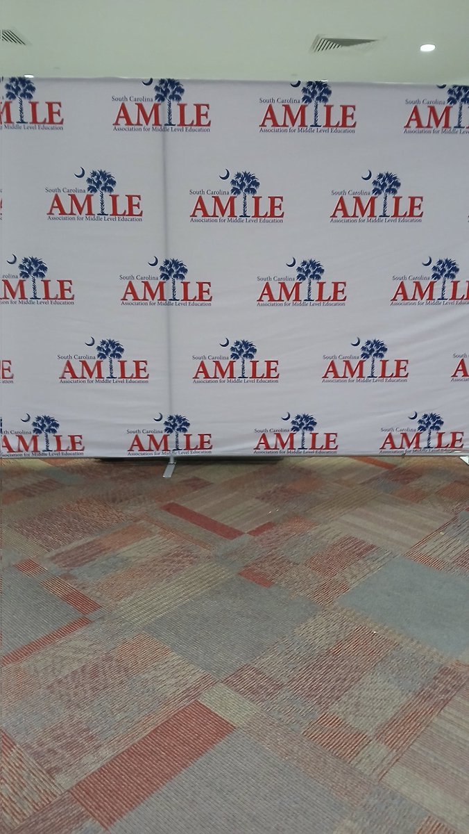 CoachTerry803's tweet image. If you&apos;re at SC @AMLE stop by my session this morning in the Innovation Center between 10:45-11:30 am for info on how to use #Lumio #SmartSuite @SMART_Tech #SCAMLE25 #presenter Representing @SAMSSaintsSoar and @RichlandOne 🙌🏾😁