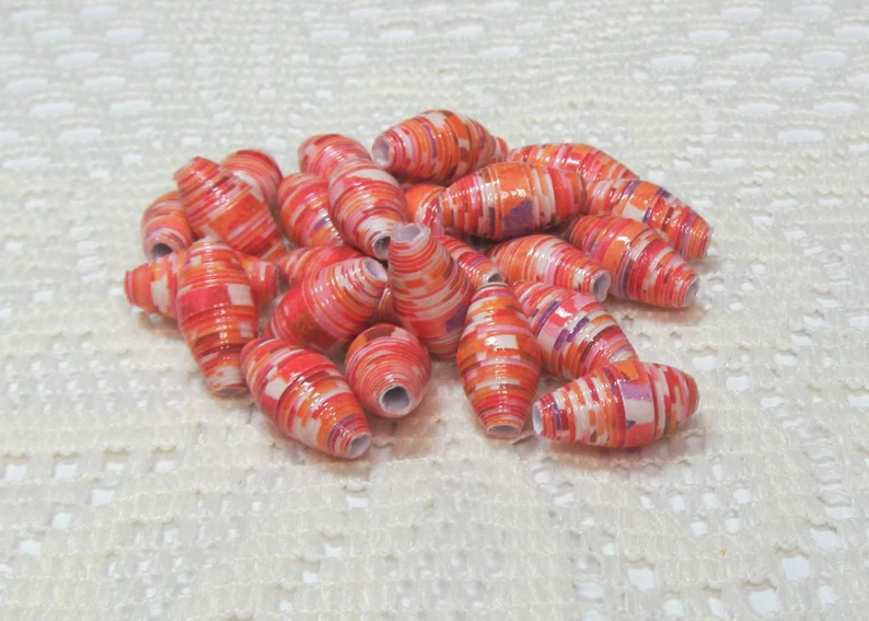 paperbeadboutiq's tweet photo. Paper Beads, Loose Handmade Jewelry Making Supplies Craft Supplies Barrel Orange and Purple Camo https://t.co/7WBzxiNvmn via @Etsy 
#paperbeads #springbeads #handmadebeads #jewelrybeads #craftingbeads https://t.co/3Bh9R0nTPW